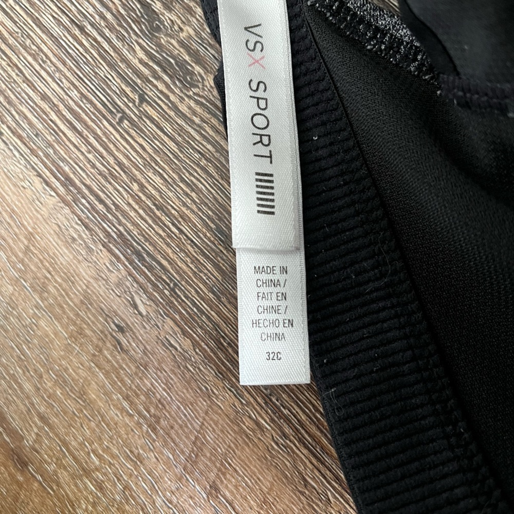 Victoria’s Secret sports bra - Picture 4 of 5